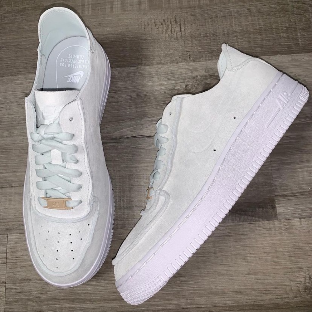 Nike Air Force 1 07’ Decon